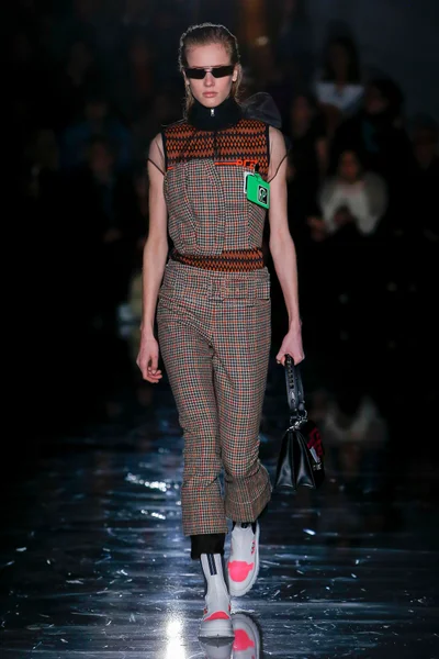 Look 20
